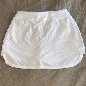 Vineyard Vines White Golf Skort ⛳️